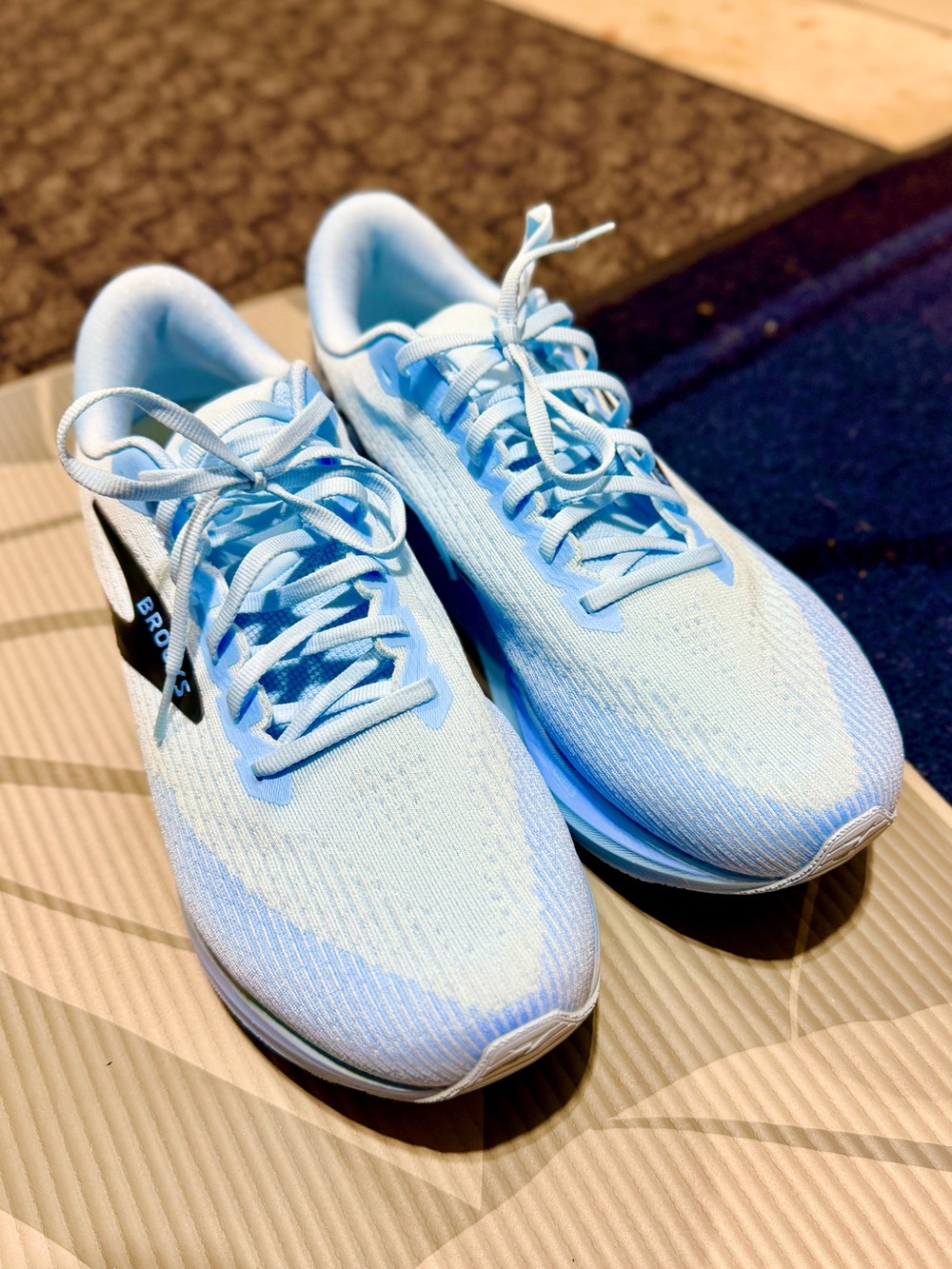 Brooks Ghost Amp - Men’s 12 (New)